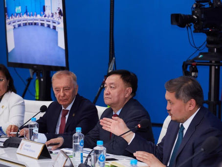 Адам құқықтары жөніндегі комиссия жоғары білім алуға азаматтардың конституциялық құқықтарын талқылады