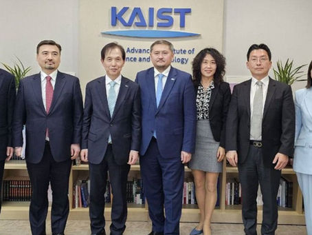 Ғылым және жоғары білім министрі Саясат Нұрбек KAIST университетінің президентімен кездесті