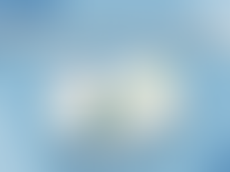 自責思考によって自己改善を考えながら前進する人物と上昇する矢印のイラスト。ポジティブ思考と自己肯定感の向上を表現した図。