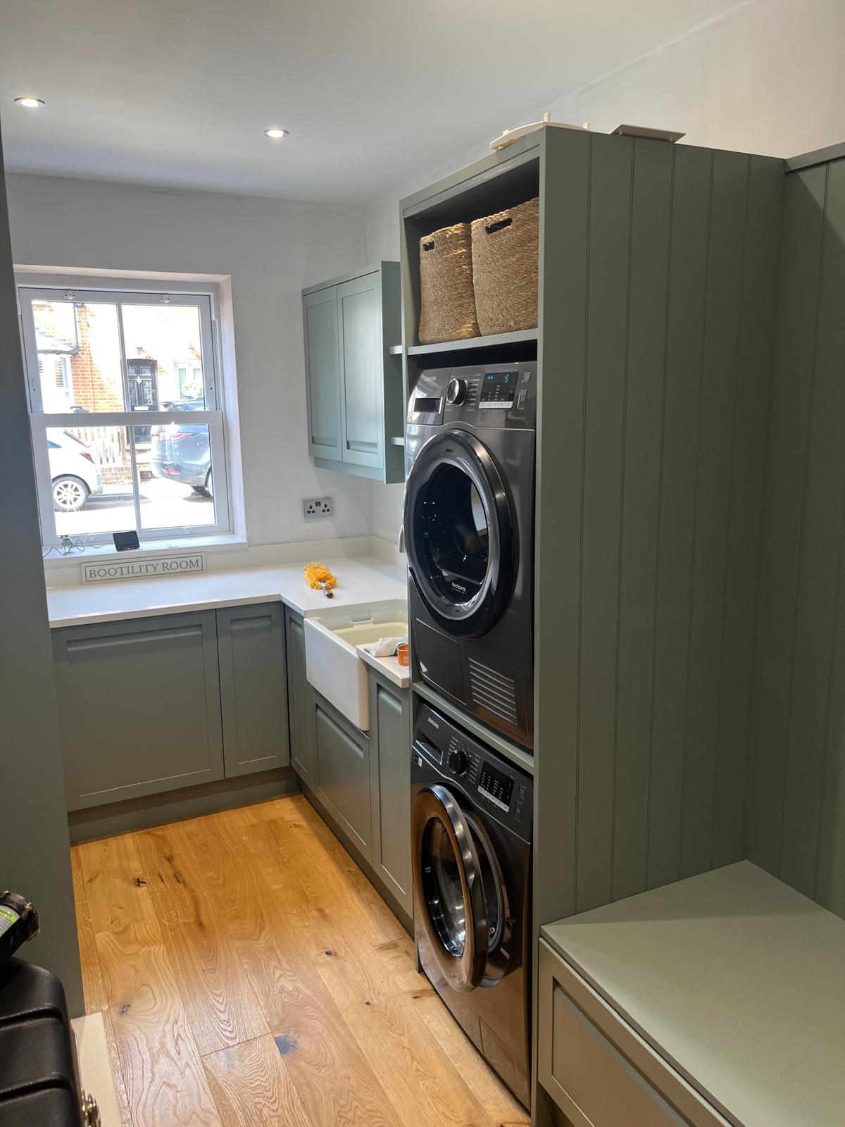 Pond Croft Road interior and utility room photo 2
