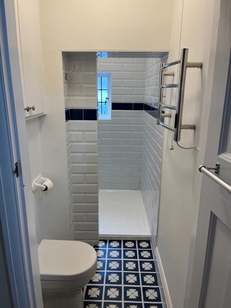 Cannonsfield porch and shower room photo 3