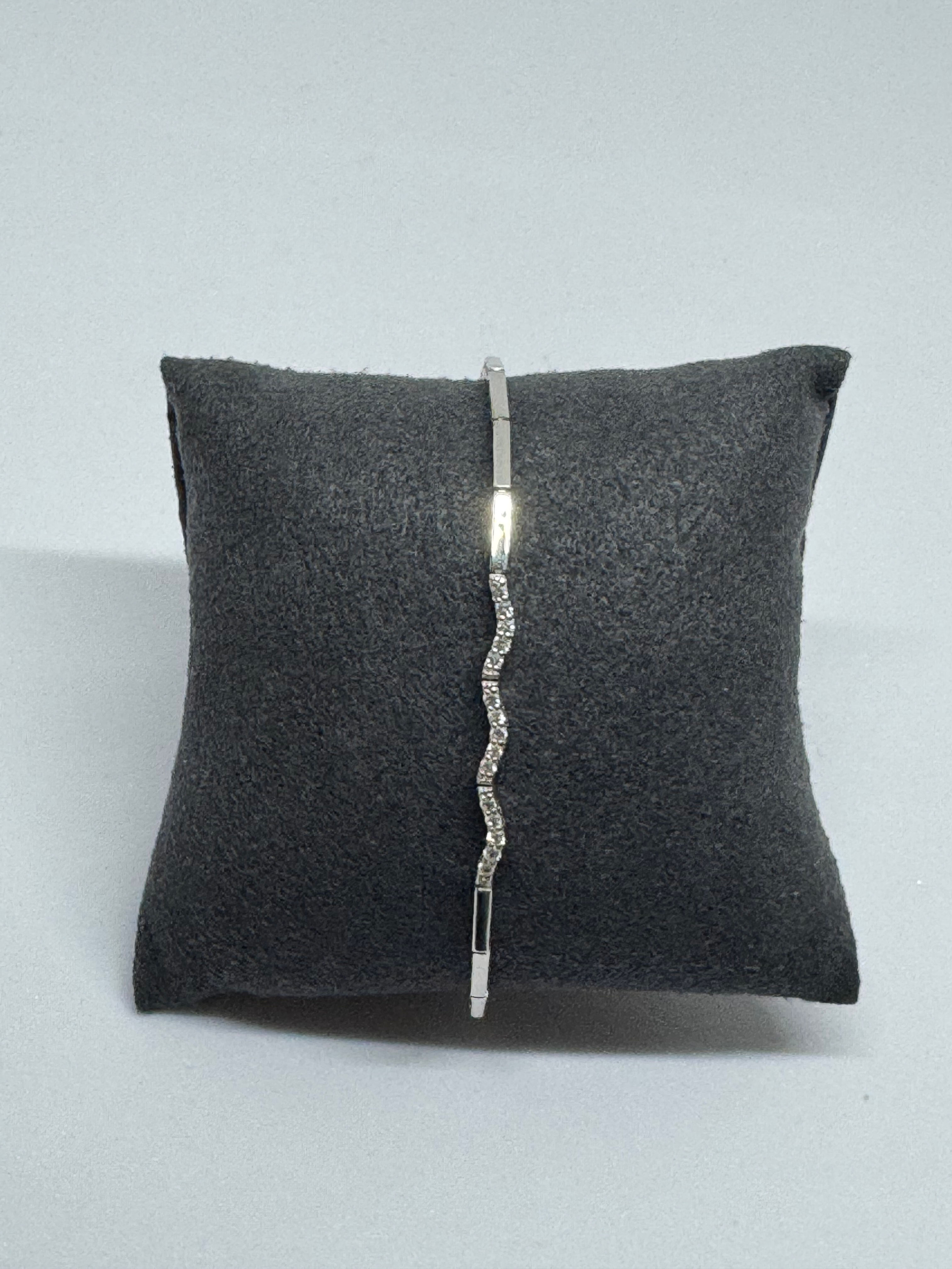 Bratara aur alb 14k cu zirconii fine. 18 cm, 4.88g – eleganta subtila.