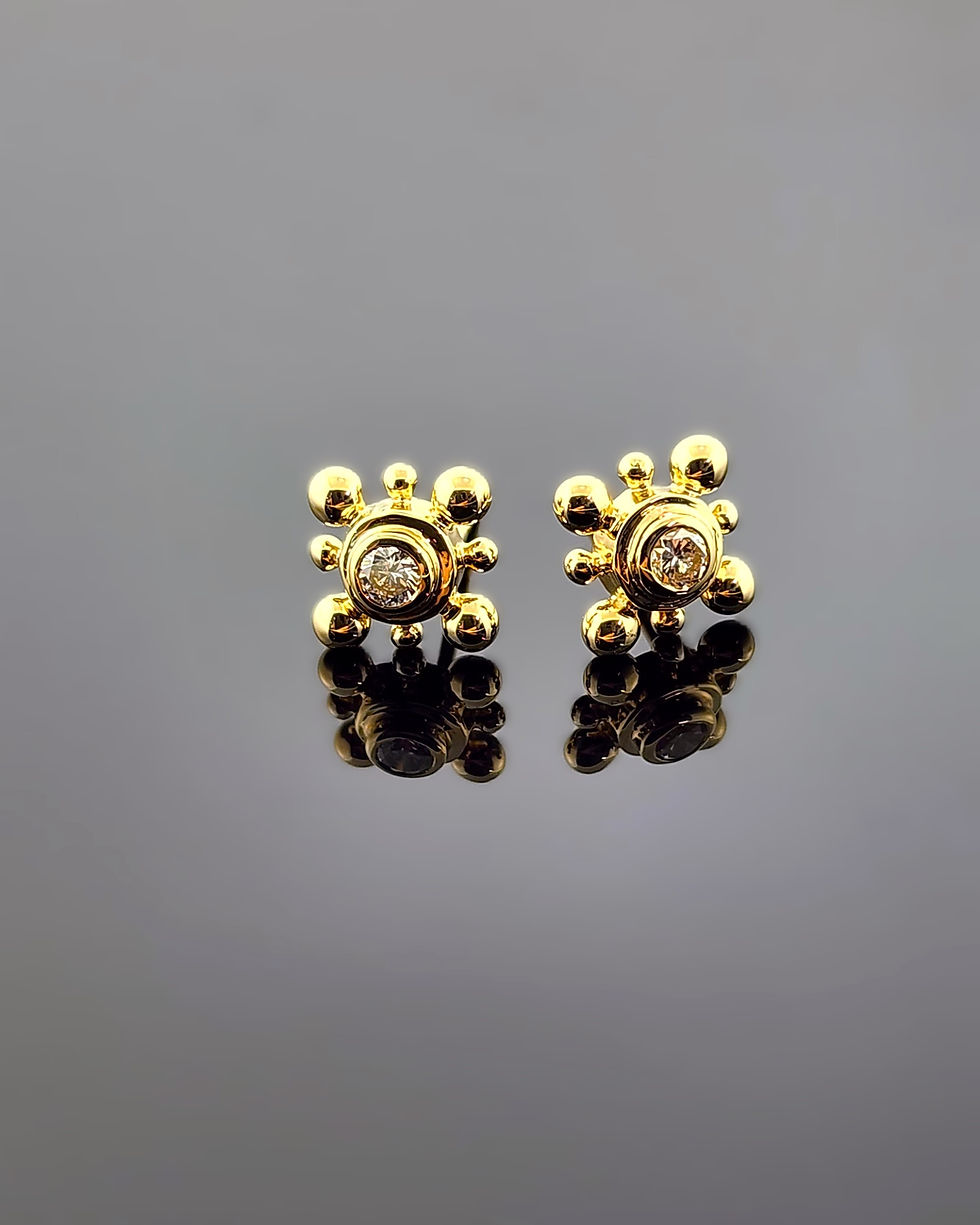 8 Bead Ear Studs Gold_edited