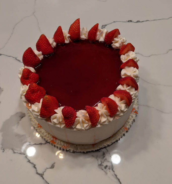 Strawberry cream cake