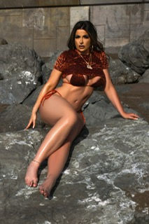 IMG_8711_Facetune_02-06-2022-10-23-22.jpg