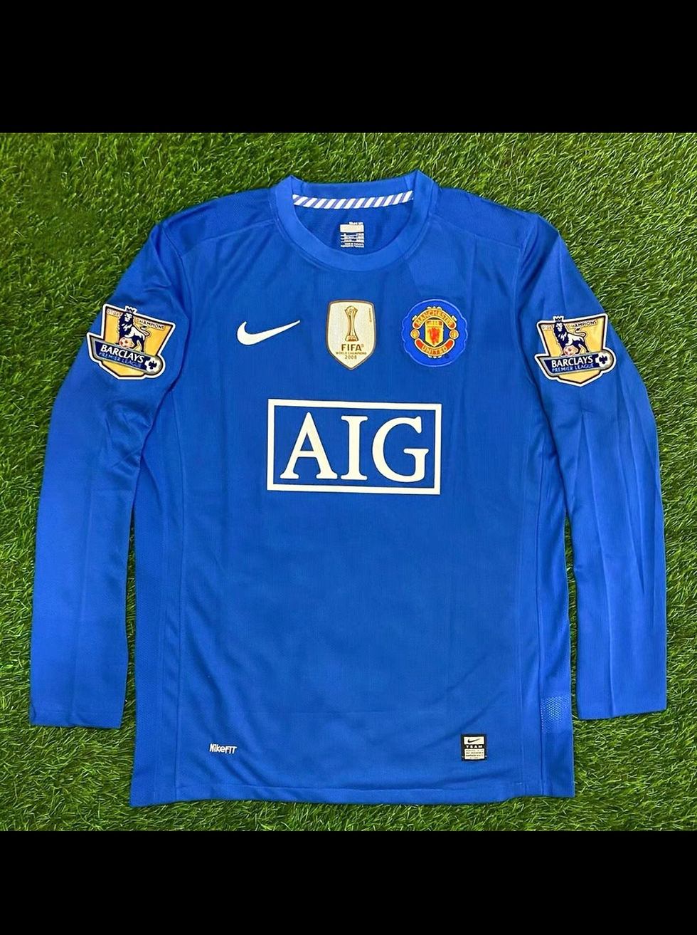 Thumbnail: Vintage football club jerseys long sleeves