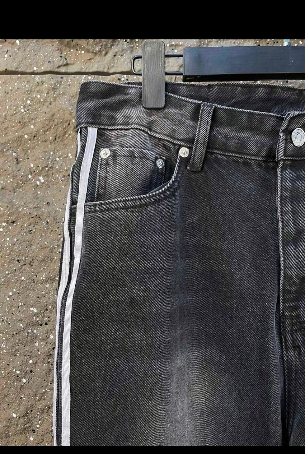 Thumbnail: Adidas x belenciaga baggy jeans 