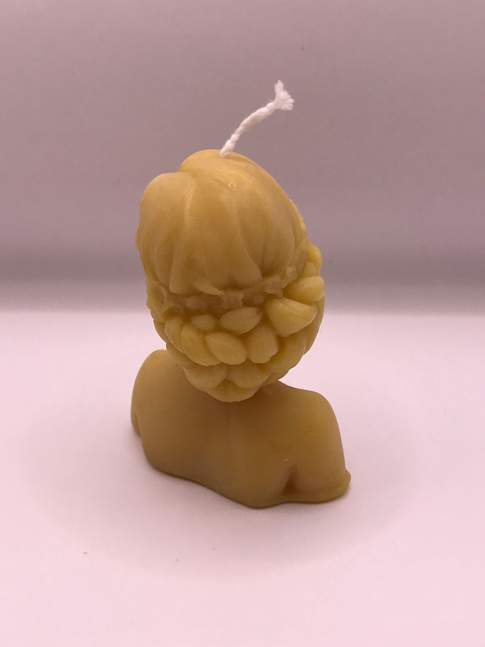Thumbnail: Girl Eyes Closed Candle