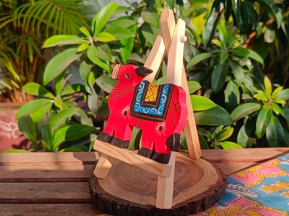 Thumbnail: Stand with Painted Wooden Handicraft