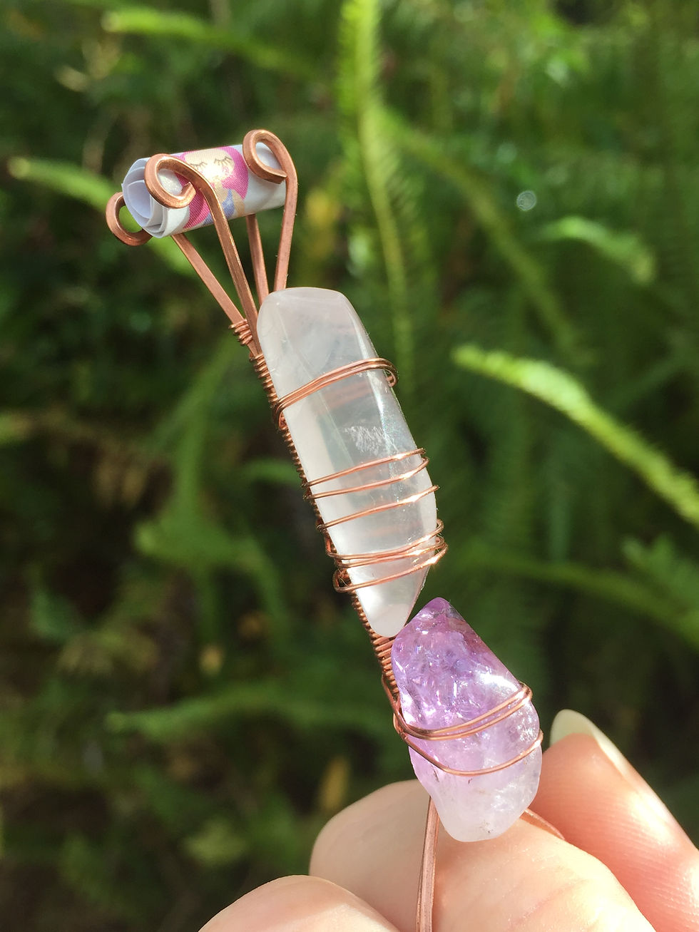 Thumbnail: Crystal Clip ~ For Holding Your Smoko