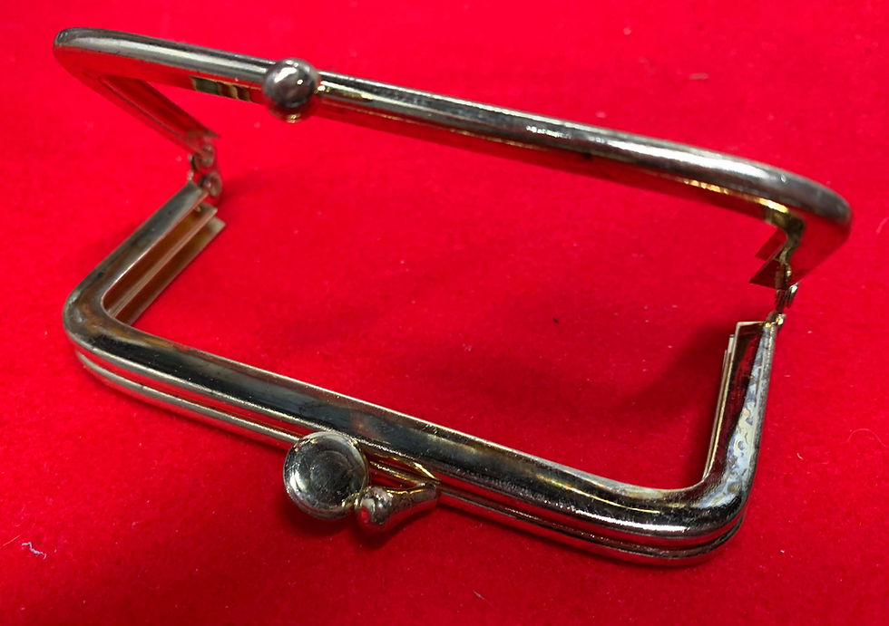 Thumbnail: Double Opening Metal Purse Frame