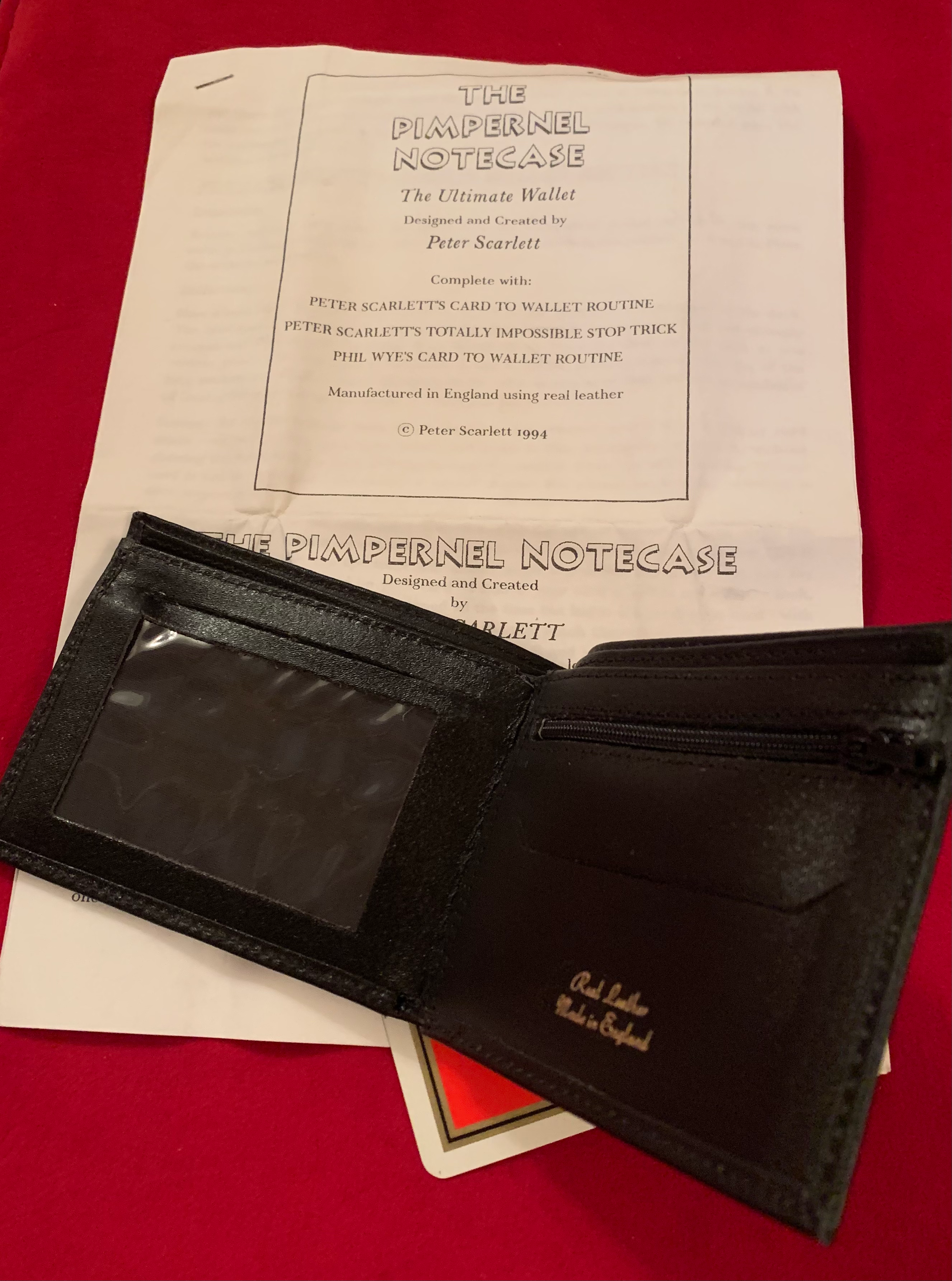 The Pimpernel Notecase by Peter Scarlett