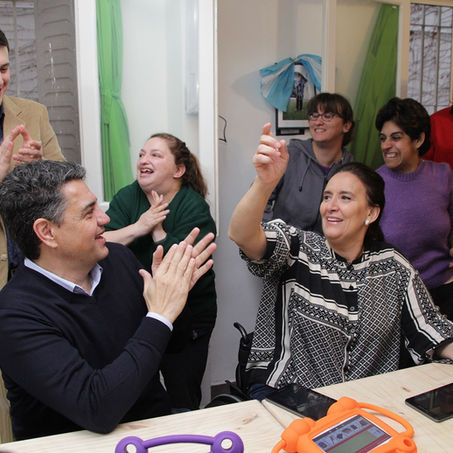 La vicepresidenta Michetti visitó una ONG en Vicente López, junto a Jorge Macri y Soledad Martínez