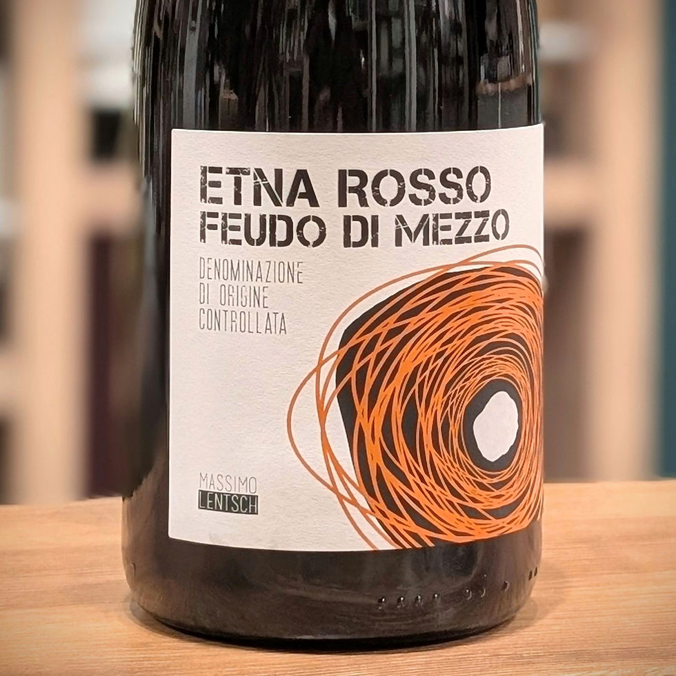 イタリア・シチリア州 マッシモ レンチュ エトナ DOC ロッソ “フェウド ディ メッツォ” 2021年 赤ワイン 750ml の商品画像