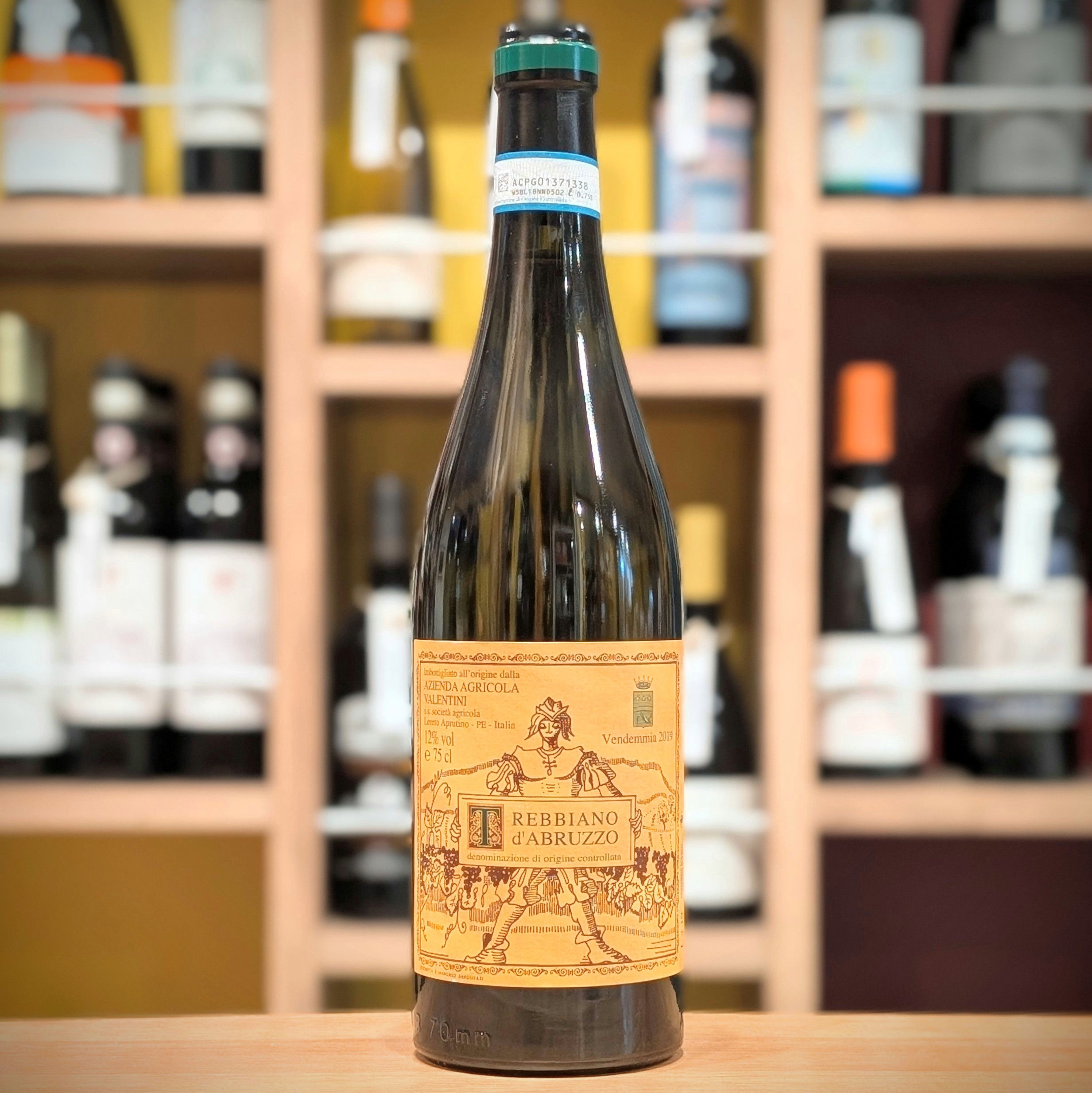 トレッビアーノ ダブルッツォ DOC / ヴァレンティーニ  【タイプ】白ワイン 【ブドウ品種】トレッビアーノ 【ヴィンテージ】2018年 【産地】イタリア・アブルッツォ州