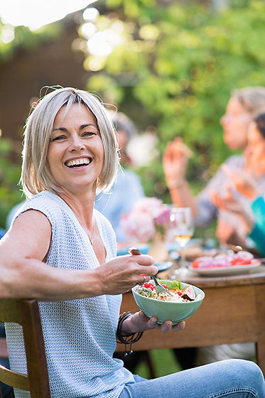 lady_community_food.jpg