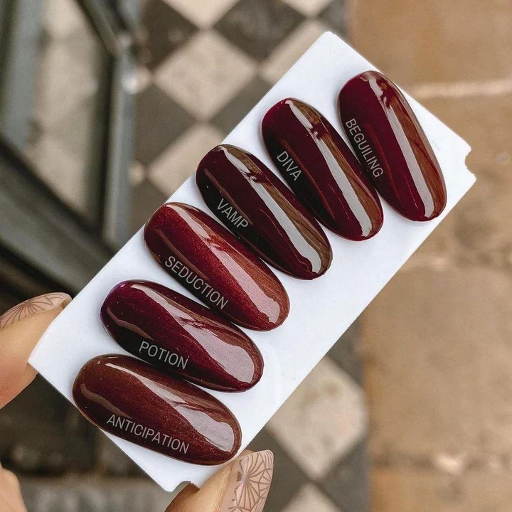 color for the mood of that woman in business