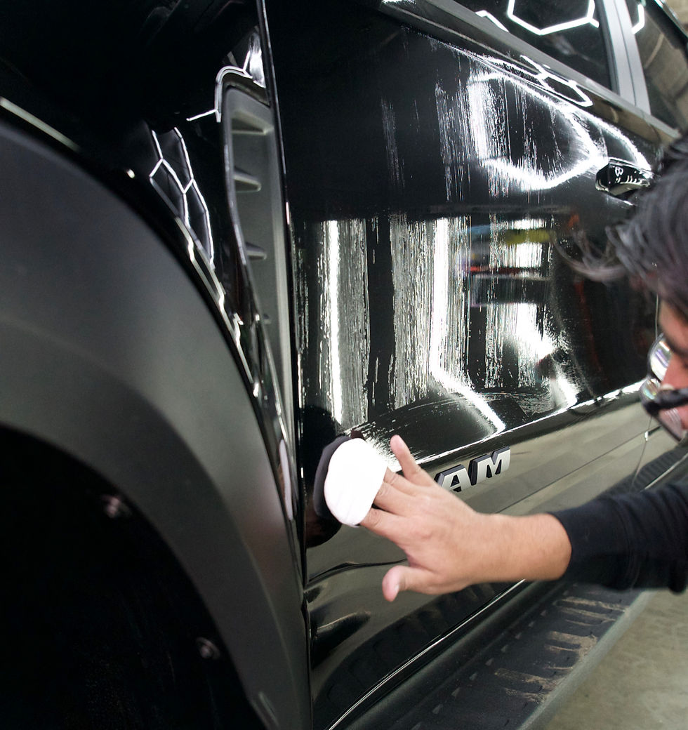 Ceramic Coating vs Wax: What’s the Best Choice for Your Car?