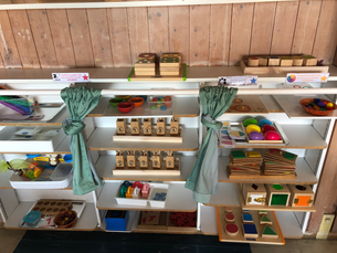 Ateliers autonomes - inspiration Montessori