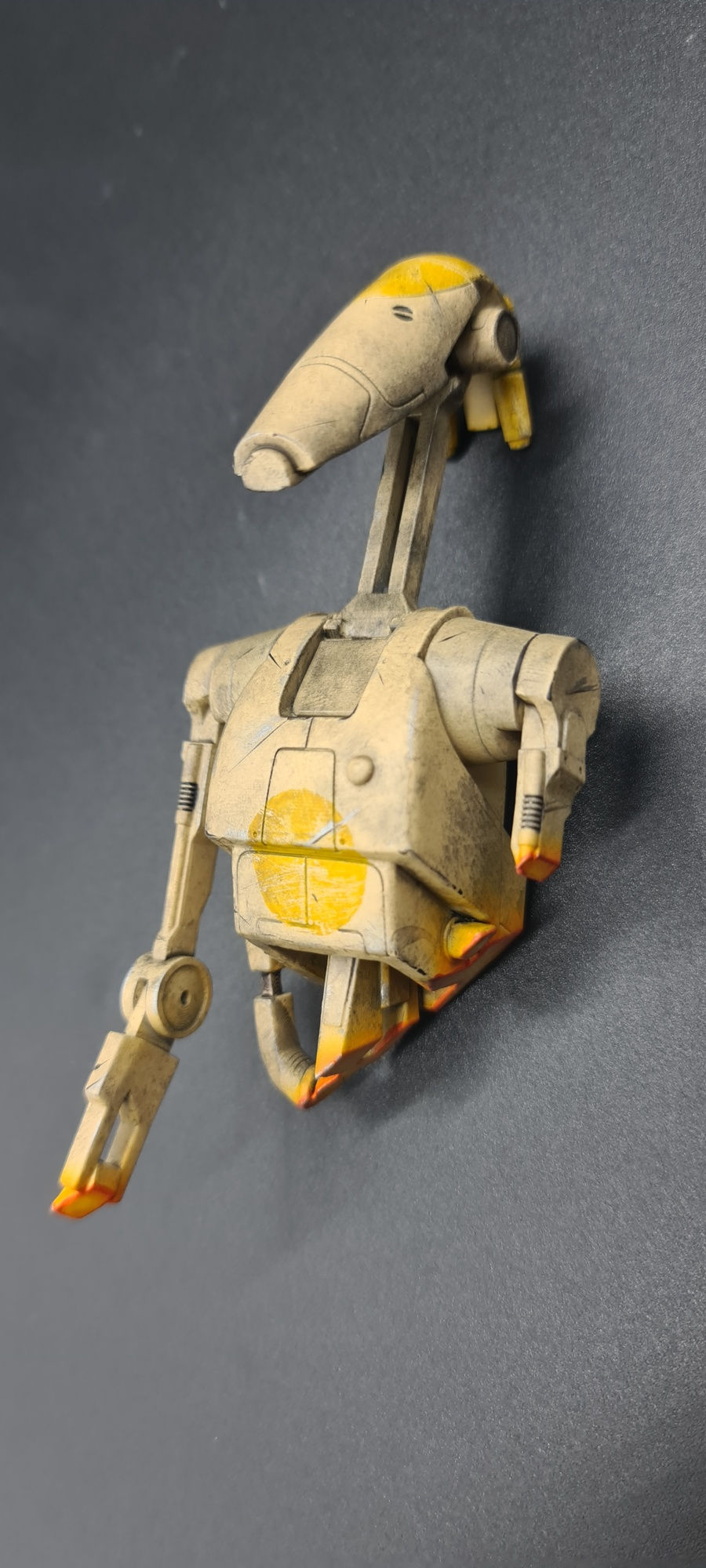 Thumbnail: Battle Droide OOM Commander Lightsaber Cut for 1/6 Action Figure