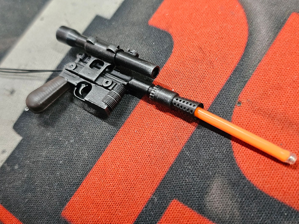 Thumbnail: Han Solo custom LED blaster 1/6