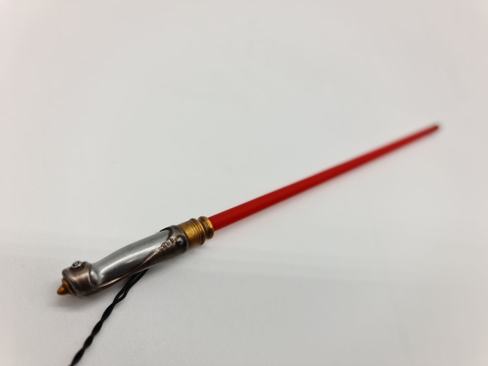 Miniature : Empereur Palpatine Sabre laser custom 1/6 CCFL avec manche