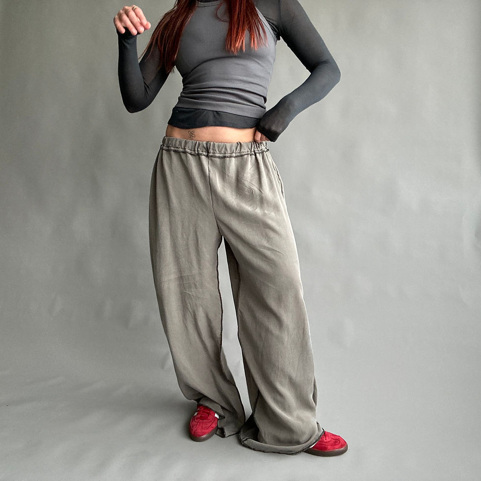 Thumbnail: rozewolk light baggy trousers