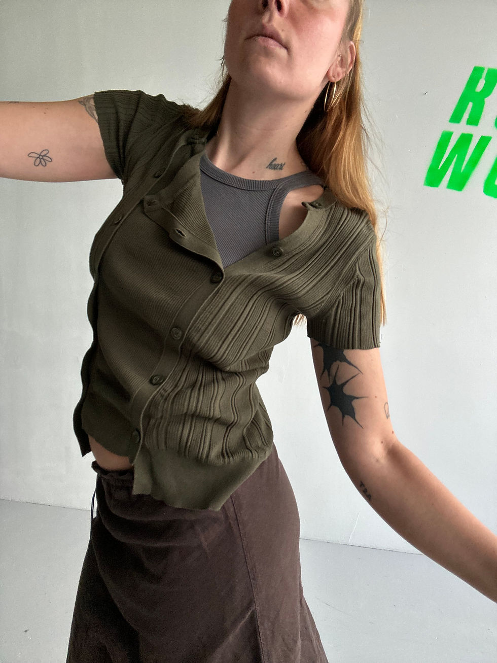 Thumbnail: diese l button top green