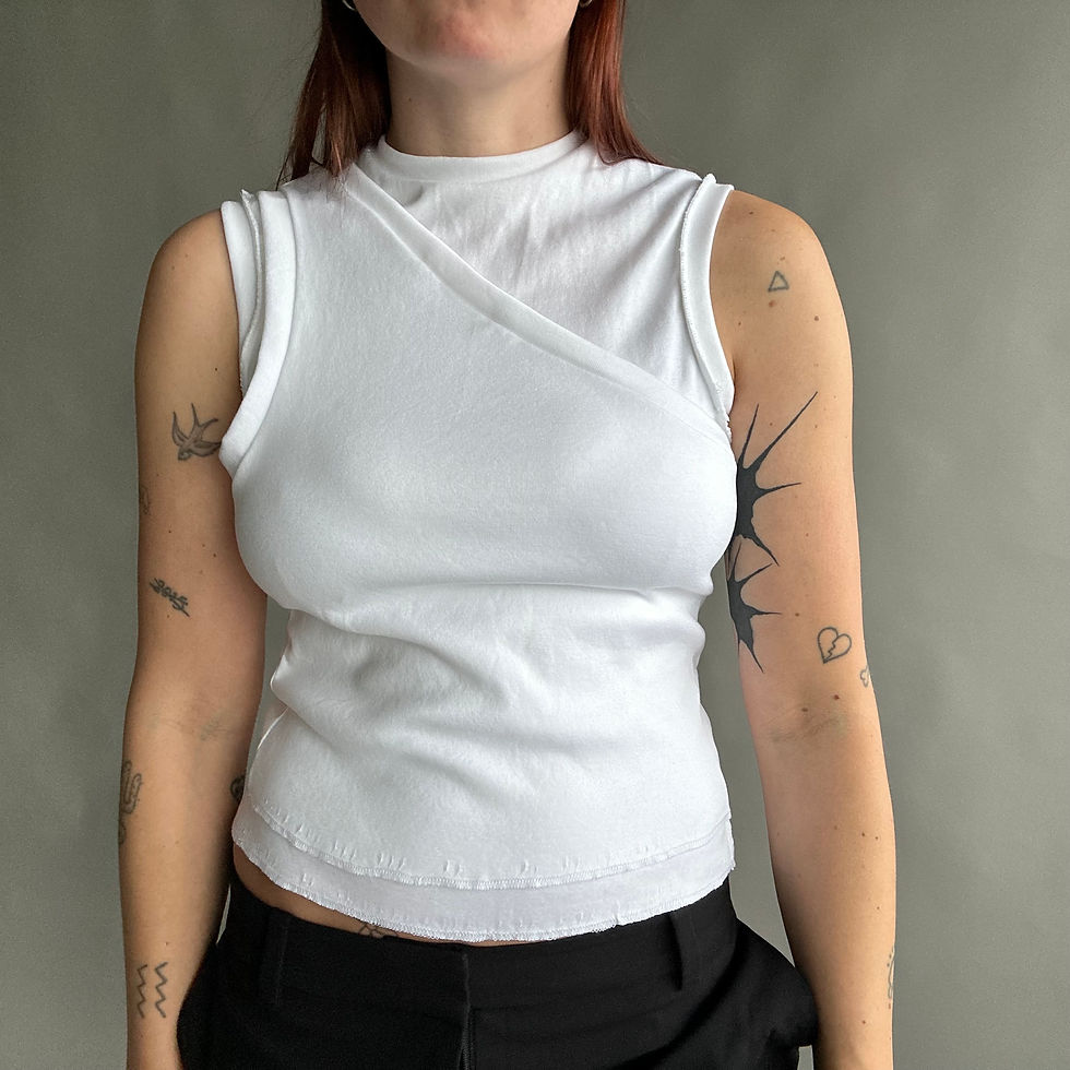 Thumbnail: rozewolk asymmetric 2-top set white