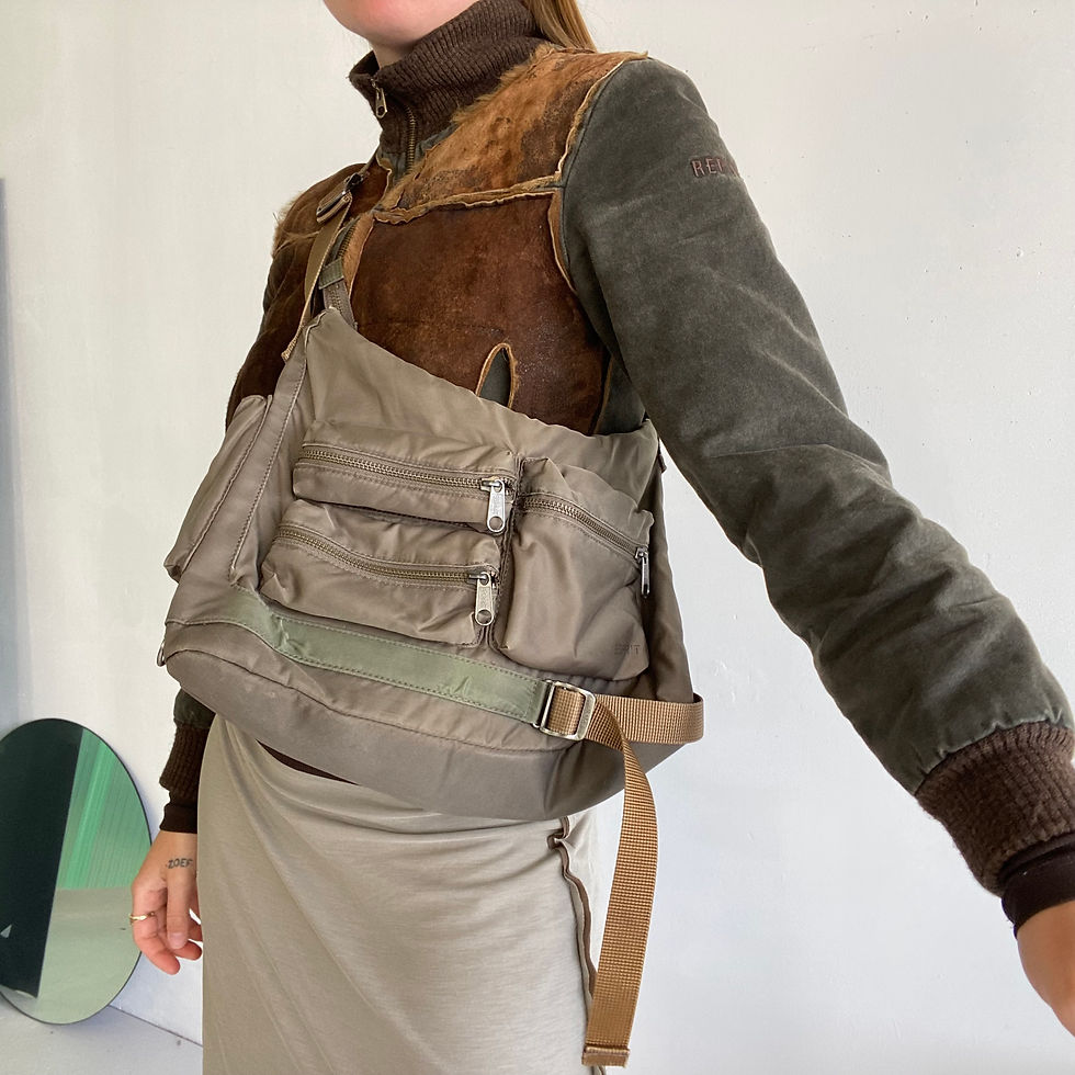 Thumbnail: esprit cargo bag 