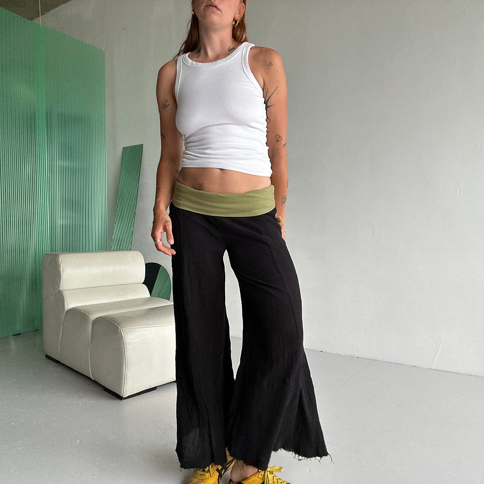 low waist distressed cotton trousers