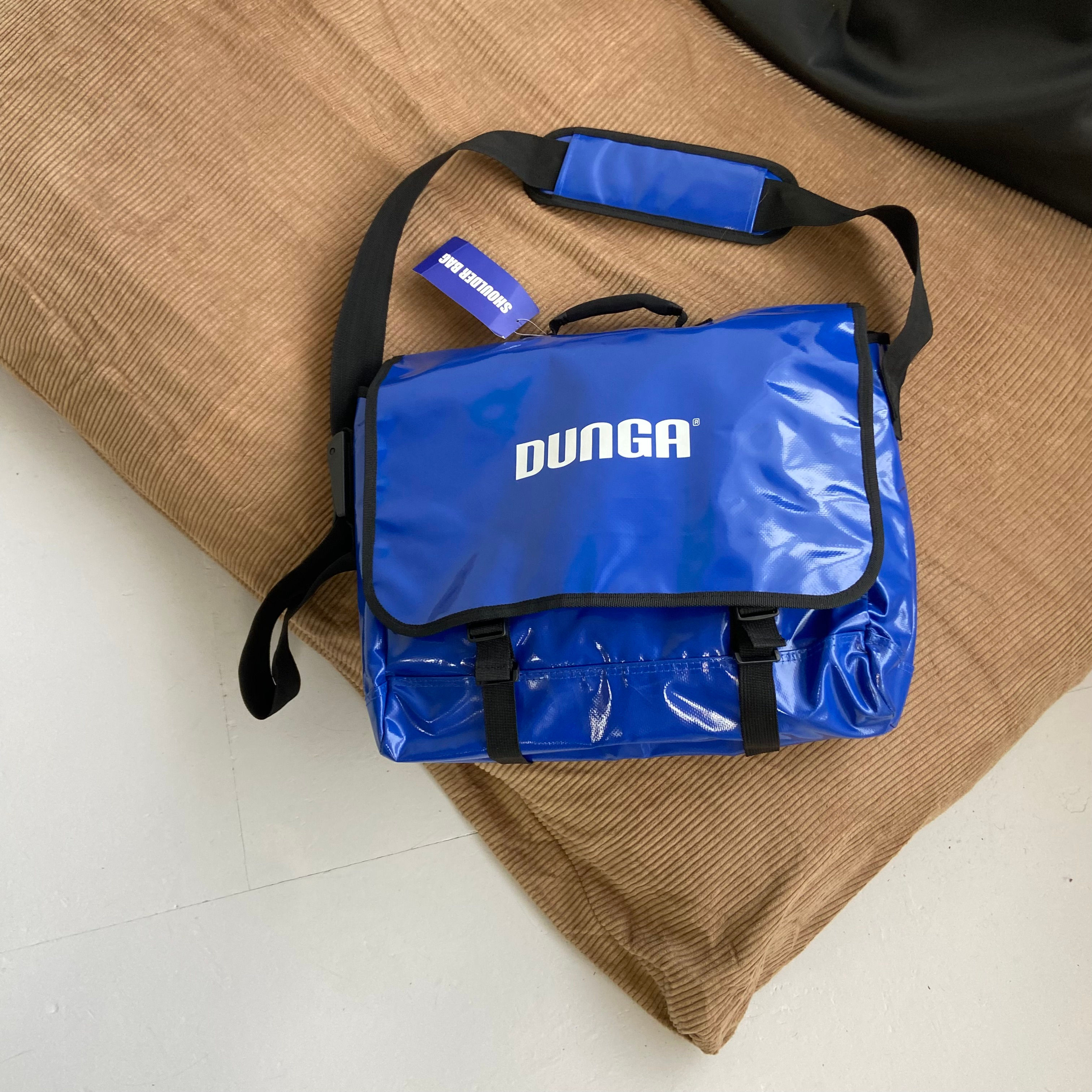 deadstock messenger bag w/ tag