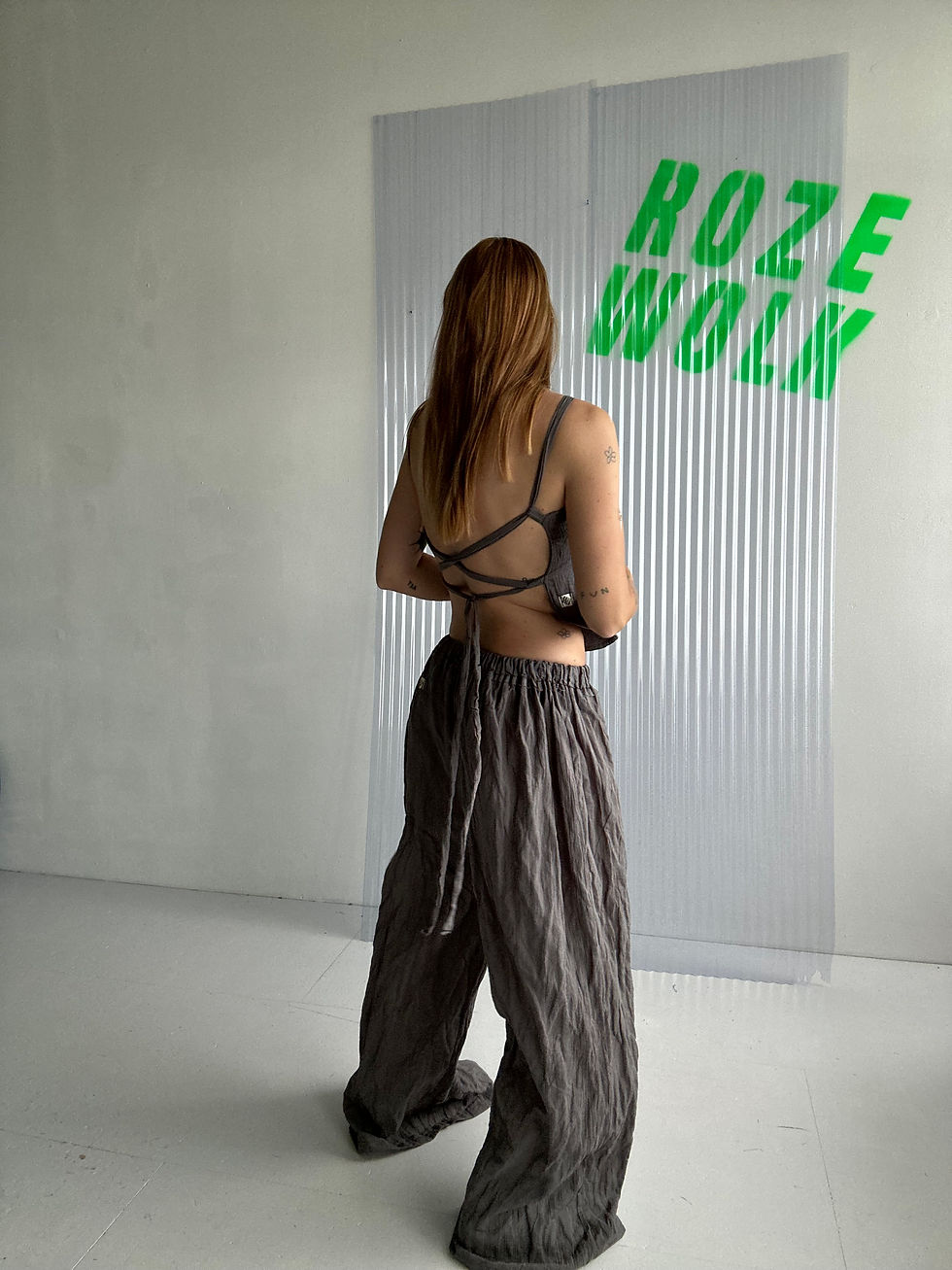 Thumbnail: rozewolk wrinkled oversized baggy trousers grey