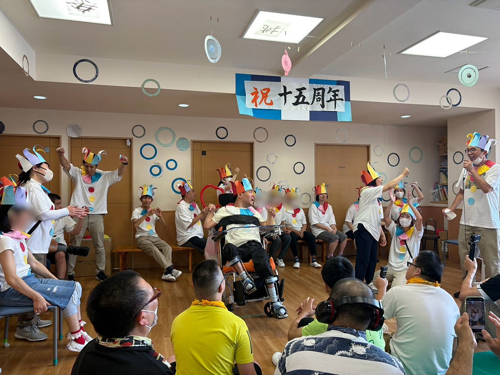 劇チーム 「サーカス団に会いに行こう」 サーカス団が様々な一芸を披露しました