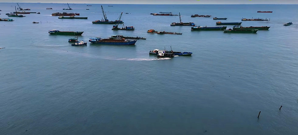 Hệ thống nạo vét và vận chuyển cát hoạt động gần như 24/7.
