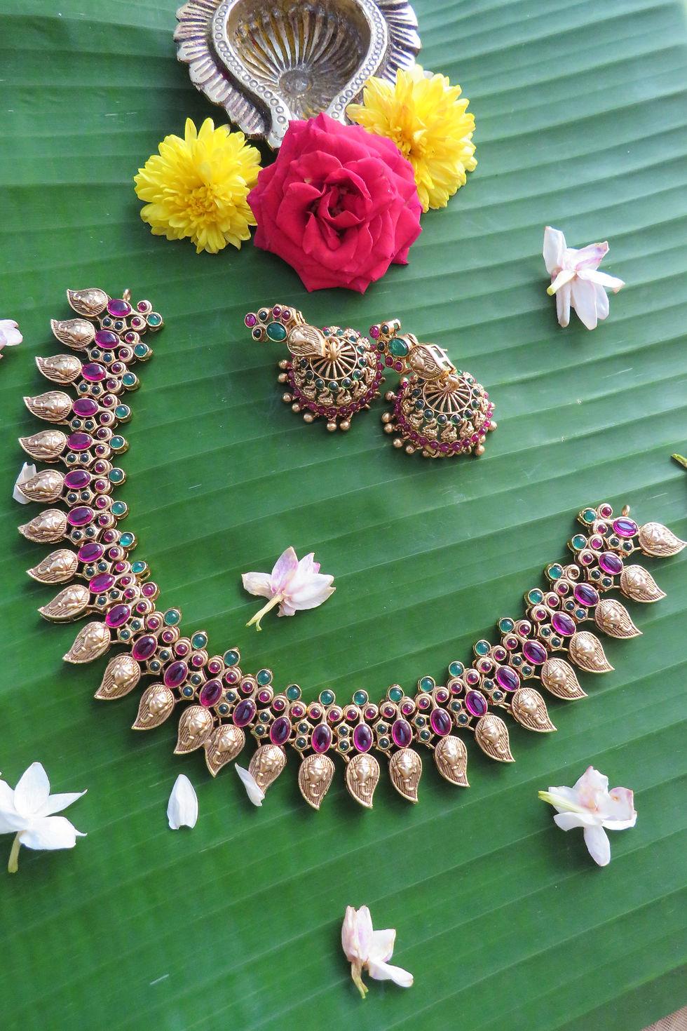Thumbnail: Mango Design Necklace with Ganesha Motifs - 4 Colours