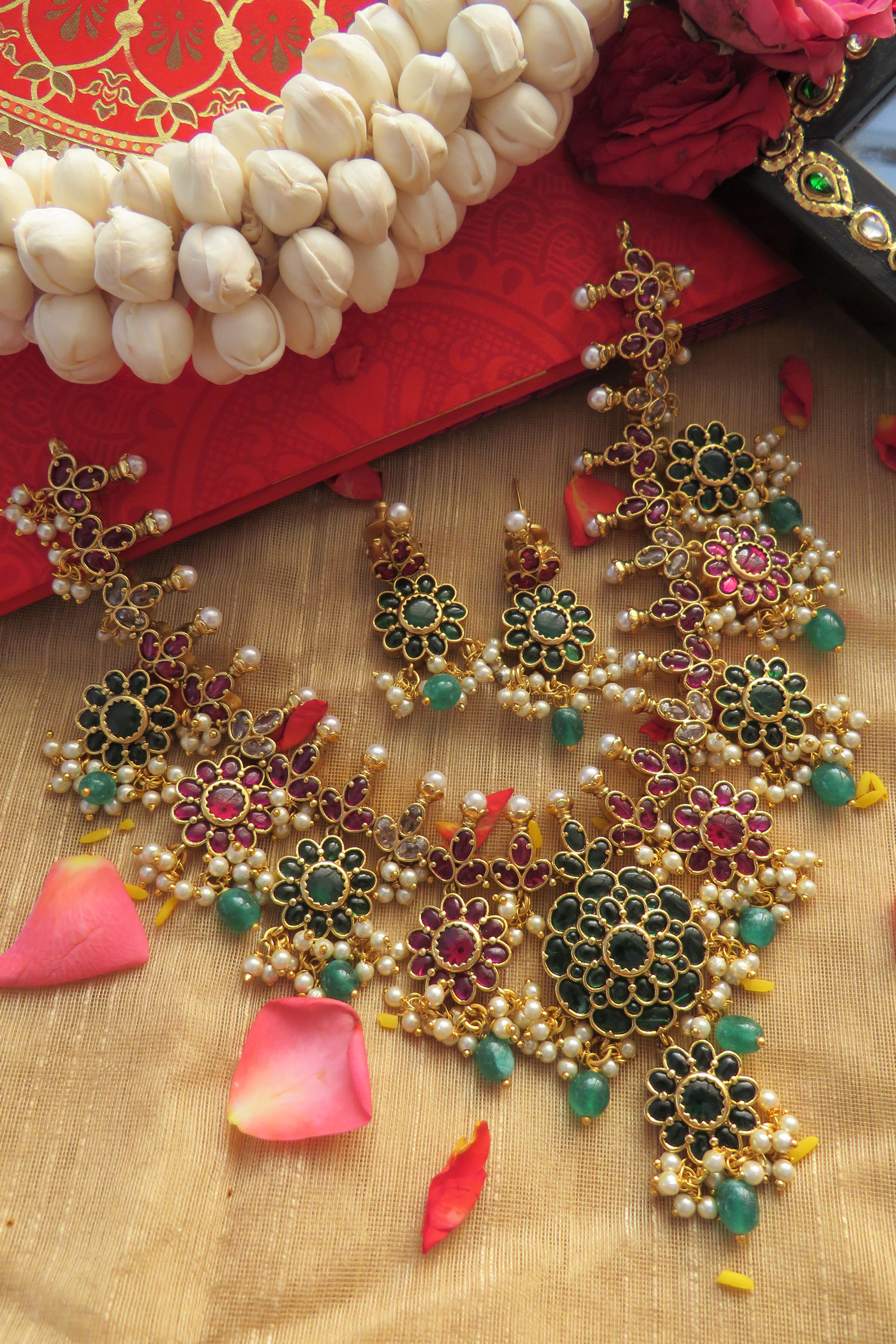 Handmade Real Kemp Stone Flower Design Necklace Set with Matching Earrings