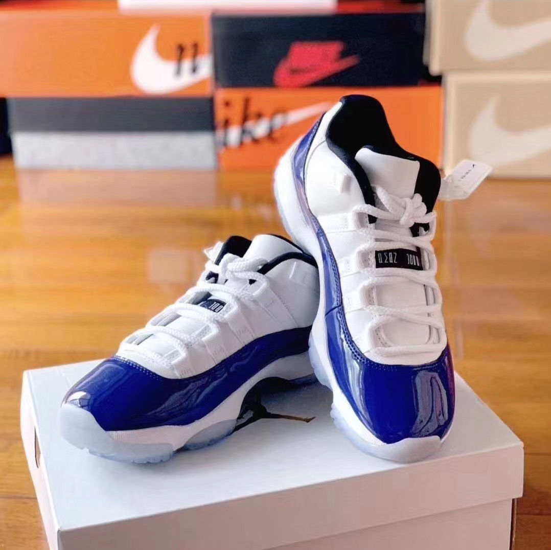 WMNS AIR JORDAN 11 RETRO LOW 'CONCORD SKETCH'