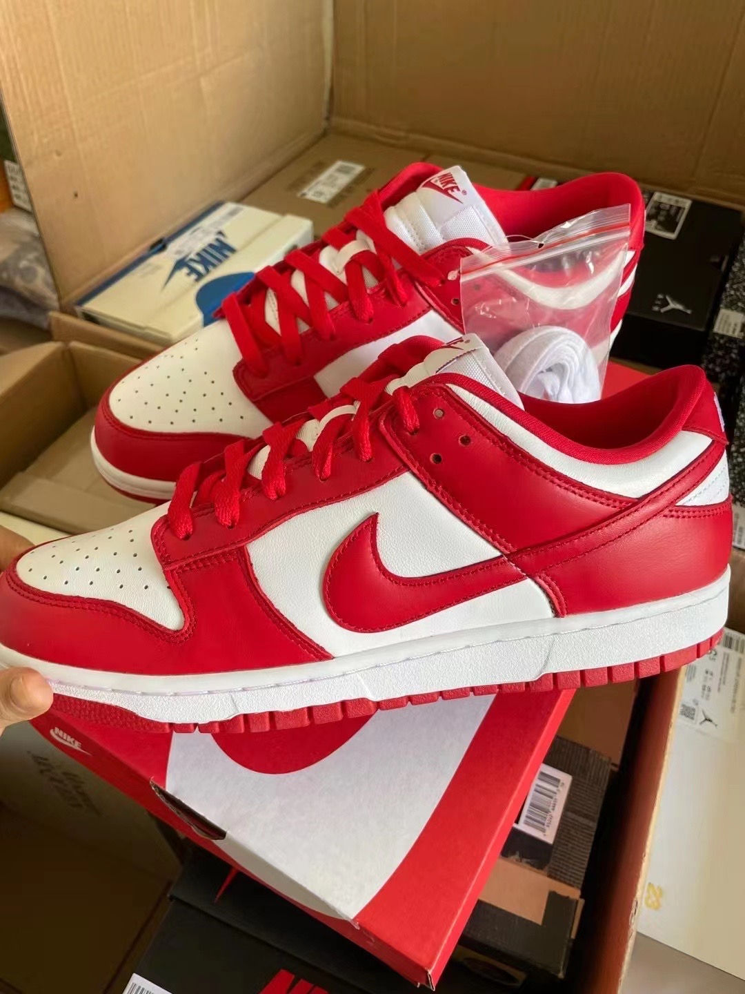 Grade School Dunk Low Retro SP 'St. John's' Nike DUNK LOW RETRO SP 'ST. JOHN'