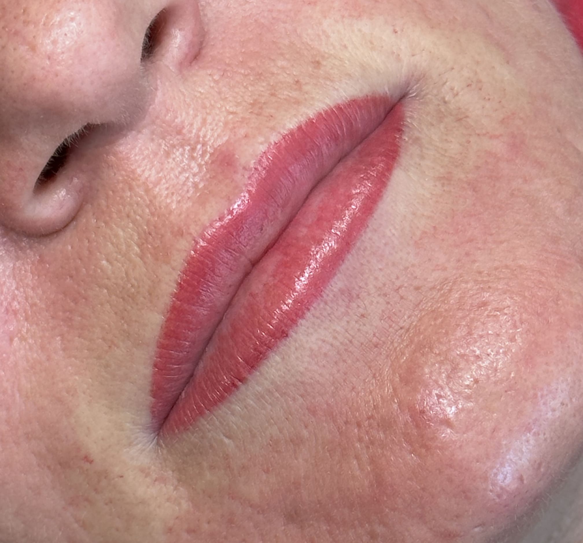 Maquillage permanent des lèvres à blainville