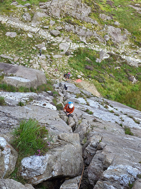 guided classic rock routes in snowdonia