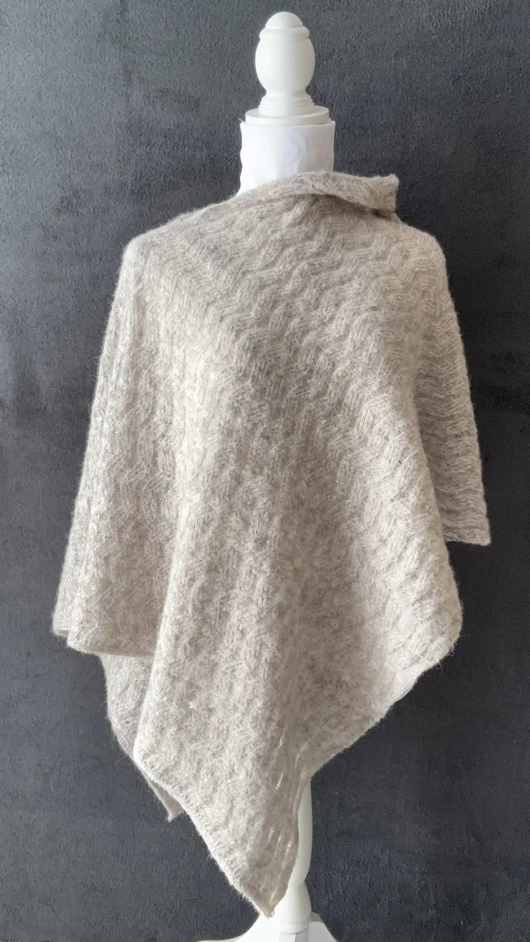 Copri spalle alpaca beige