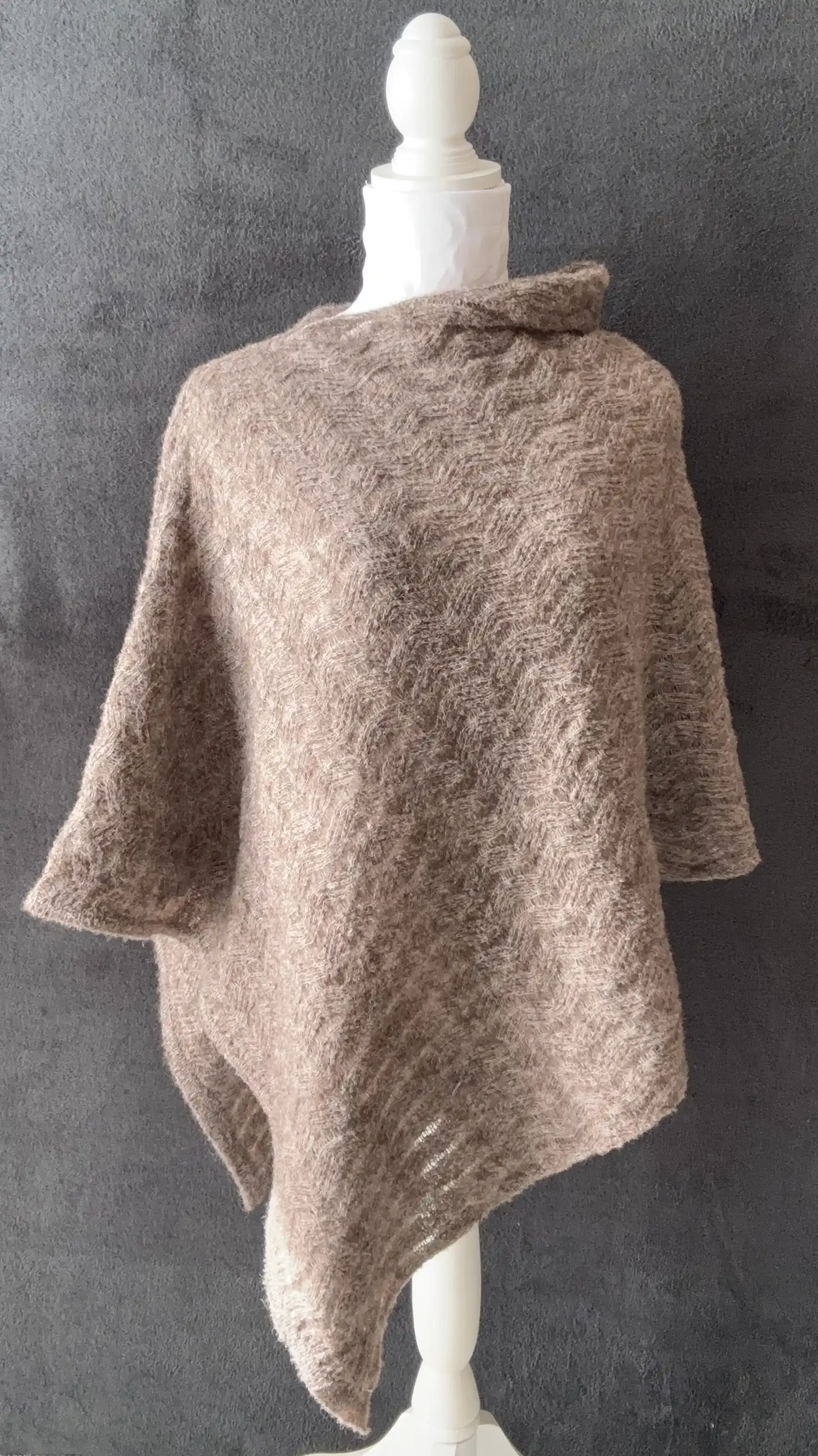 Copri spalle alpaca marrone