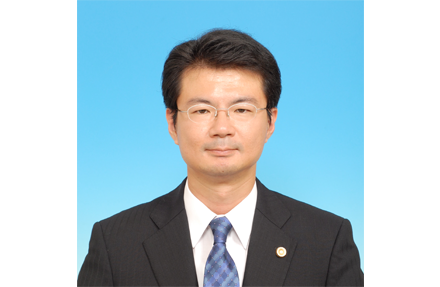 弁護士 中間 貴志