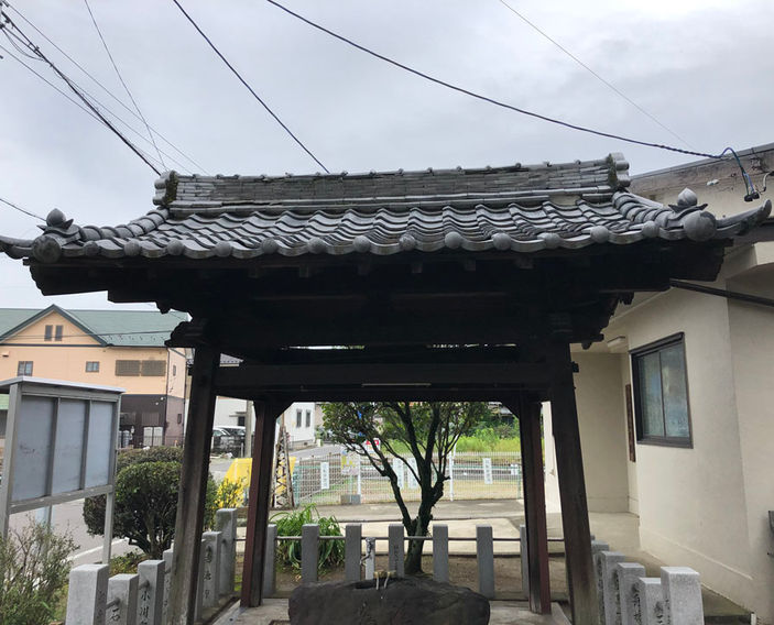 屋根葺き替え工事