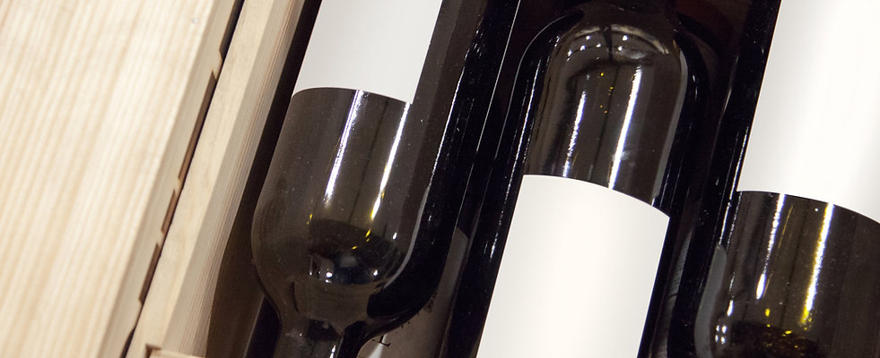 CUSTOM SOURCED WINE CASES