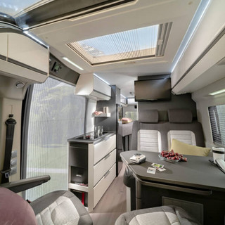 adria-twin-supreme-master-fiat-copy-kastenwagen-2021-innenraum-3.jpeg