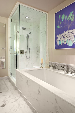 Apen Alps U112 - Master Bath.jpeg
