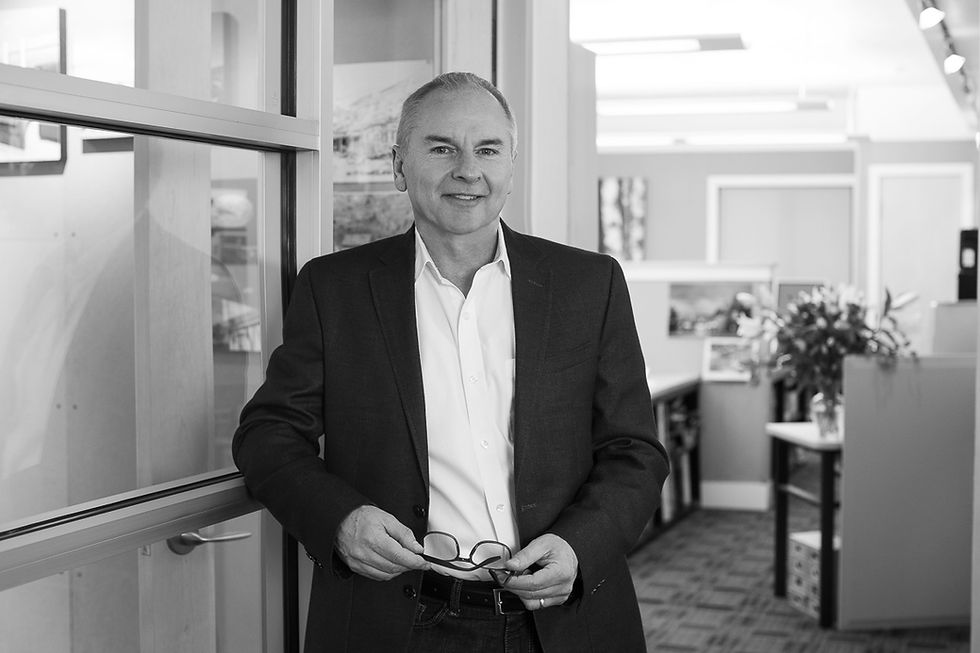 Luis Menendez professional photograph