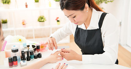 マンツーマン指導で少人数制